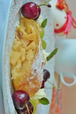 Full Download Delicious Apple Strudel, for the Love of Food: Blank 150 Page Lined Journal for Your Thoughts, Ideas, and Inspiration -  file in ePub