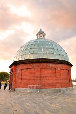 Read Entrance to the Greenwich Foot Tunnel England Journal: 150 Page Lined Notebook/Diary -  | ePub